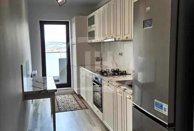 Apartament cu 3 camere semidecomandat în Zorilor