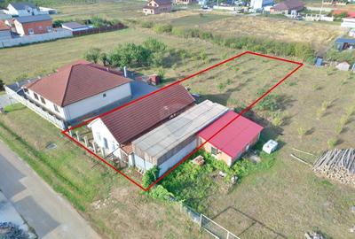 Casă individuală cu 2 camere în Frumușeni