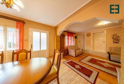 Casă spațioasă în orașul Pâncota județul Arad - 1