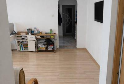 Apartament 2 camere semidecomandat – zona Vest (Podul Înalt), Ploiești - 2