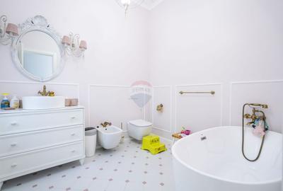 Casă / Vilă cu 5 camere de vânzare în zona Dealuri Oradea - 19