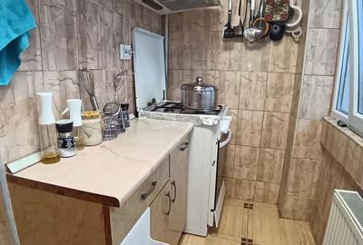 Apartament 2 camere decomandat-zona KM5 - 6