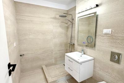 Apartament cu 3 camere în Băneasa