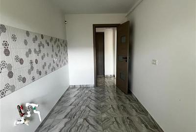 Apartament RENOVAT cu 2 cam Decomandat 2 Balcoane  CENTRU - 3