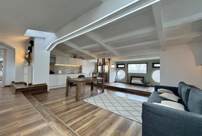 Apartament cu 4 camere decomandat, mobilat în Iancu Nicolae