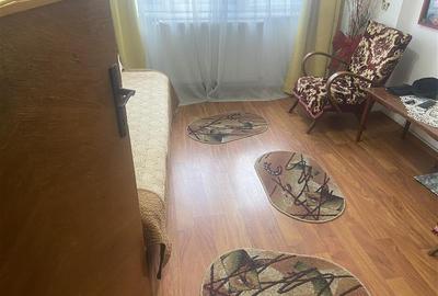 Apartament 3 camere , zona Gara ,  58 mp ,et 3 din 4 , mobilat , centrala termic - 14