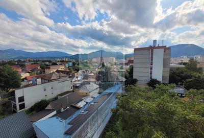 Garsonieră decomandată în Astra