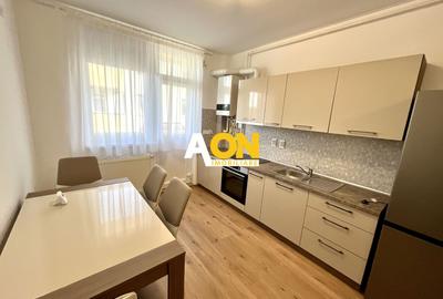 Apartament cu 2 camere decomandat, mobilat în Central