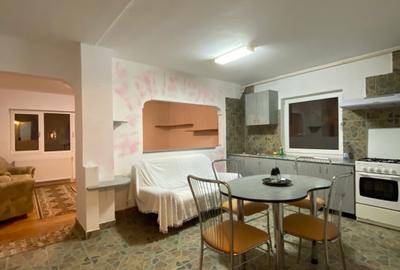 Apartament cu 2 camere decomandat, mobilat în Zorilor