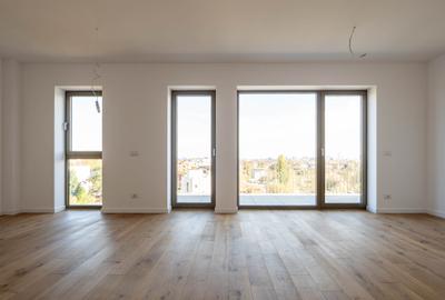 Apartament cu 3 camere în Băneasa