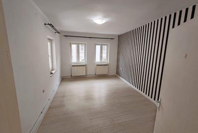Apartament 3 camere situat intr-o vila la etj 1 pt locuinta sau firma - 2
