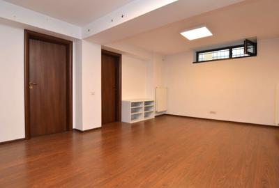INCHIRIERE APARTAMENT 3 CAMERE BABA NOVAC– PARC IOR- STR. RASOVITA - 7