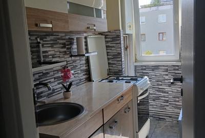 Apartament 2 camere liber la vanzare zona Florilor - 6
