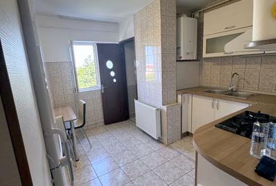 Apartament cu 2 camere decomandat în Zorilor