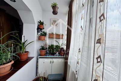 Apartament cu 2 camere, 43mp utili + balcon, etaj 4/8,  bloc cu lift - 12