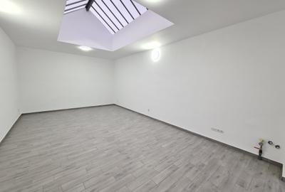 Spatiu comercial in Campina--34 mp--370e - 3