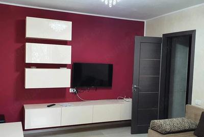 Apartament cu 2 camere semidecomandat, mobilat în Tomis Nord