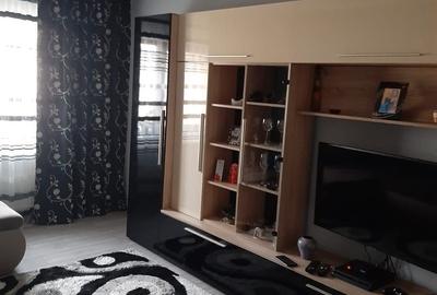 Vanzare apartament 3 camere,  confort II, micro 9 Targoviste - 3