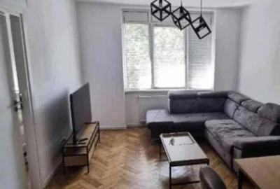 Apartament cu 2 camere semidecomandat în Horea