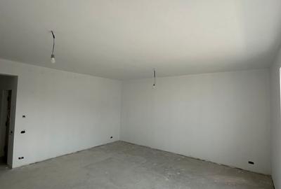 Apartament de 2 camere cu terasa zona de Nord/Aviatiei/Comision 0 - 3