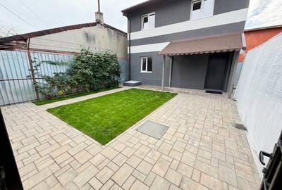 Duplex cu 3 camere în Apărătorii Patriei