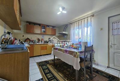 Spațiu, liniște și posibilități multiple într-o singură proprietate! - 8
