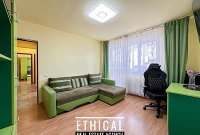 Apartament cu 2 camere decomandat, mobilat în Central