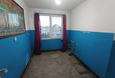 Apartament 3 camere in Moldova Noua - 6