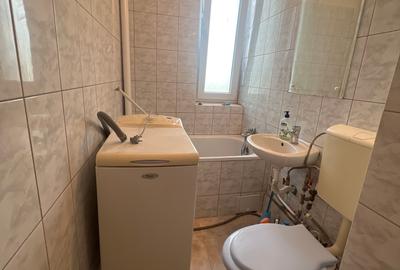 300€, garsoniera mobilata, stradal, acces metrou - 9