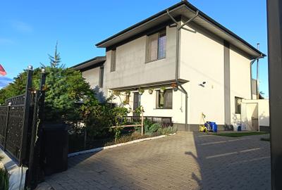 Duplex situat in Iasi-zona de case a cartierului Nicolina-Al.Strugurilor: 158876 - 20