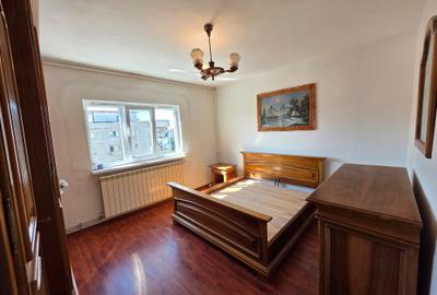 2 camere decomandat - Novaci - Sebastian - 3