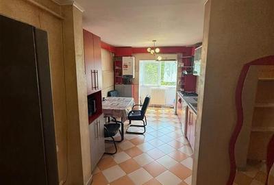 Apartament decomandat 3 camere - 4
