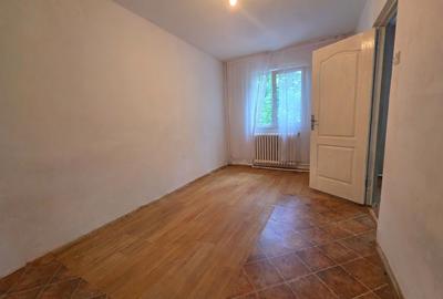 Apartament de 2 camere-etaj 2-Alexandru cel Bun - 1