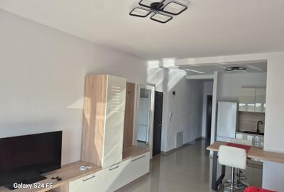 Apartament cu 2 camere decomandat în Giroc