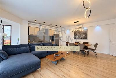 Apartament cu 3 camere decomandat, mobilat în Ultracentral