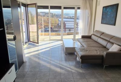 Apartament cu 2 camere semidecomandat, mobilat în Zorilor