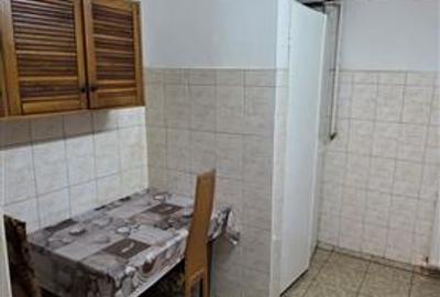 Apartament cu 2 camere semidecomandat, mobilat în Lipovei