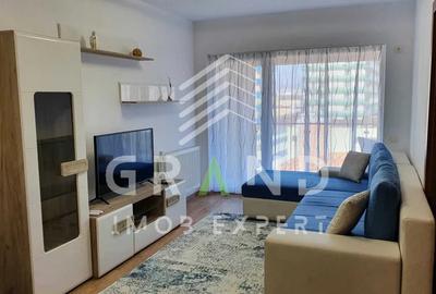 Apartament cu 2 camere semidecomandat, mobilat în Între Lacuri