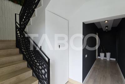 PENSIUNE de vanzare 11 camere 9 bai filigorie parcari in Turnisor - 12