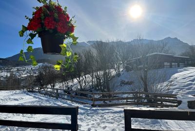 VAND COMPLEX TURISTIC IN BRAN LANGA PARTIA DE SCHI ZANOAGA - 12
