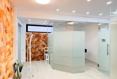 Spațiu comercial, de 153 mp, în Central