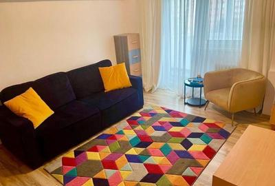 Apartament cu 2 camere decomandat în Teiul Doamnei