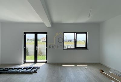Mutare rapida!  Casa 110mp P+1+pod, 4 camere, 330mp teren!Comision 0% - 5