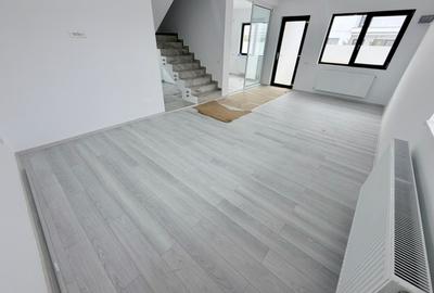 Casa P+1+M. 7 camere. Pozitie stradala - 22