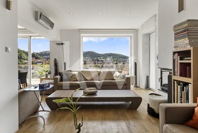 Proprietate unică cu priveliște spectaculoasă în inima Brașovului - 2