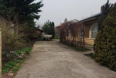 Casa de vanzare cu teren 1541 mp. - 1