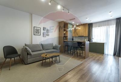 Apartament cu 2 camere  în zona Tractorul - 1