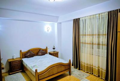 APARTAMENT CU 3 CAMERE SEMICENTRAL, 80 MP, DECOMANDAT, PARCARE PRIVATA INCLUSA - 4