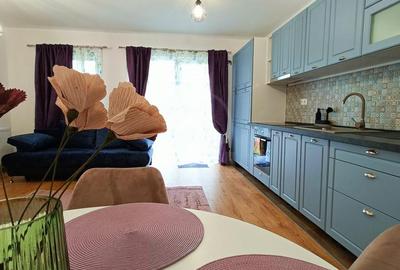 Apartament cu 2 camere semidecomandat, mobilat în Florești