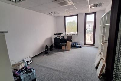 Spatiu de birou de inchirat - 1